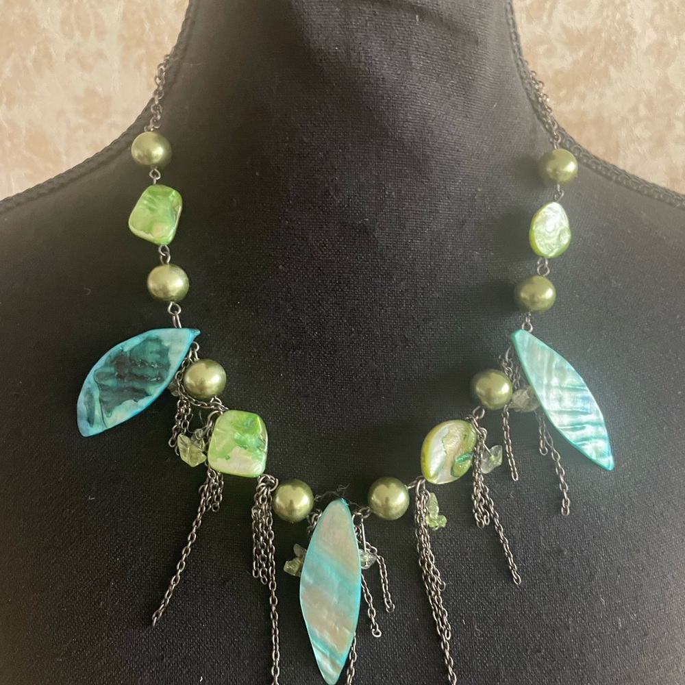 Elegant Green and Blue Shell Necklace